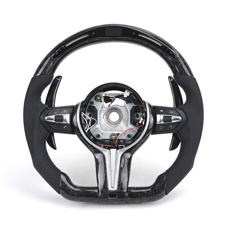 Volante in carbonio forgiato per BMW E60 E90 E92 E88 E84 E70 E71